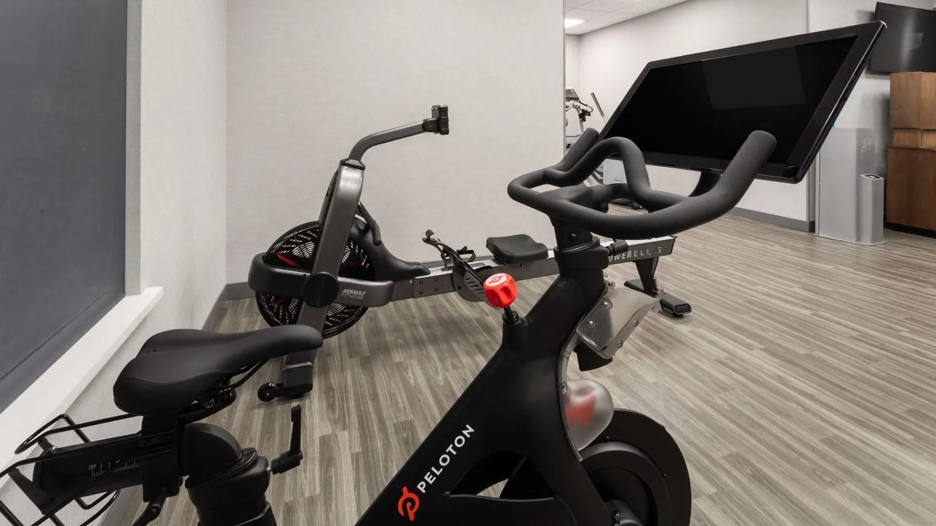 Hampton Inn By Hilton Nashville Airport Century Place 3*,