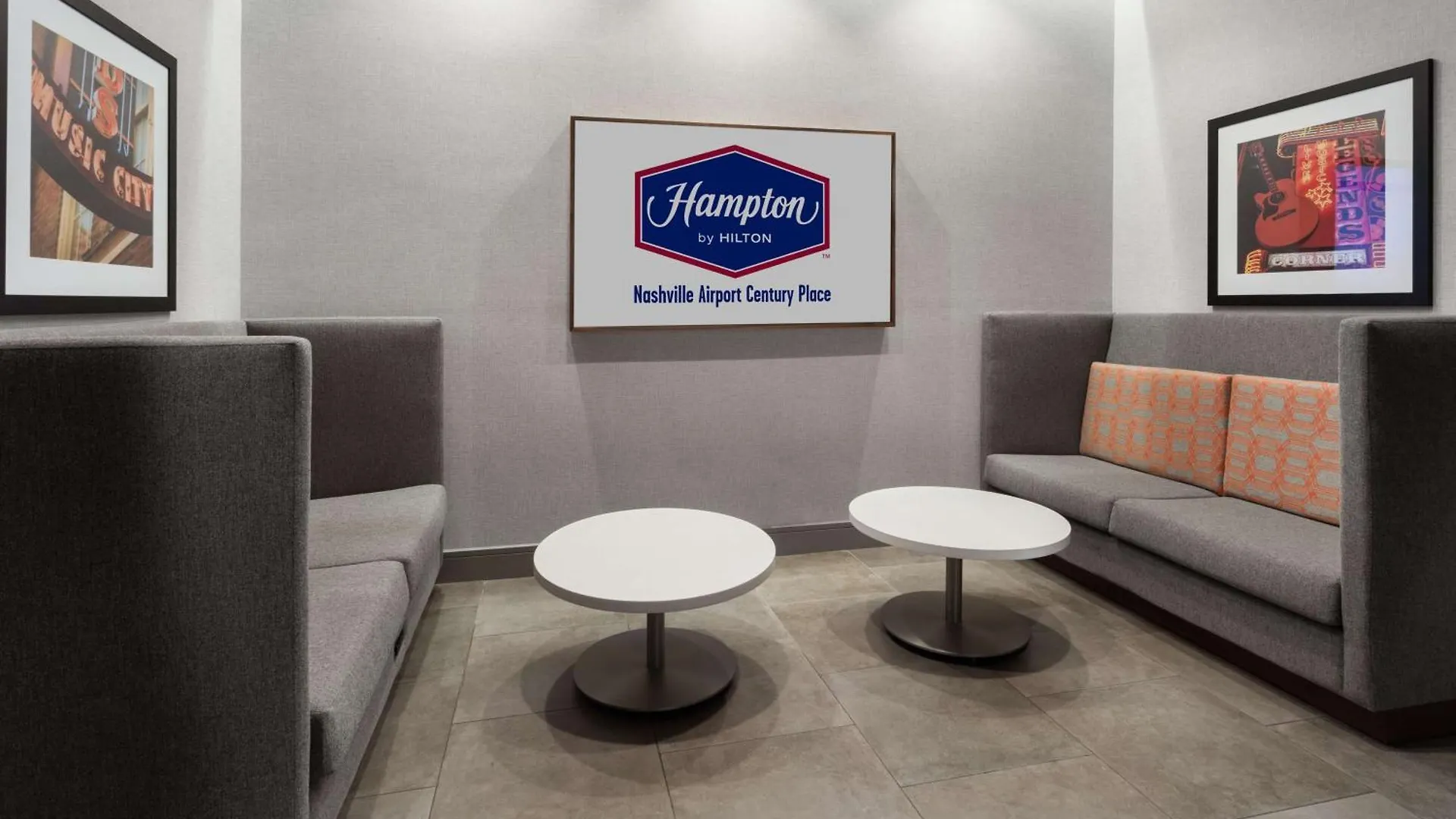 Hampton Inn By Hilton Nashville Airport Century Place 3*,  United States