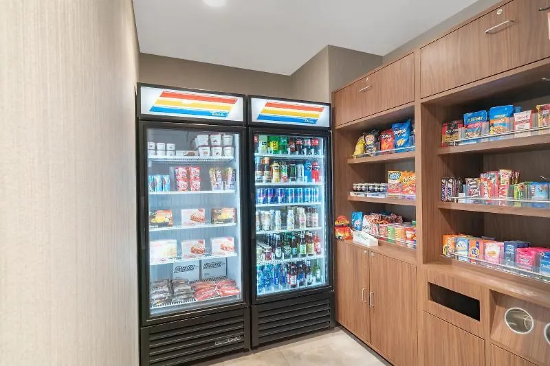 Hampton Inn By Hilton Nashville Airport Century Place Отель