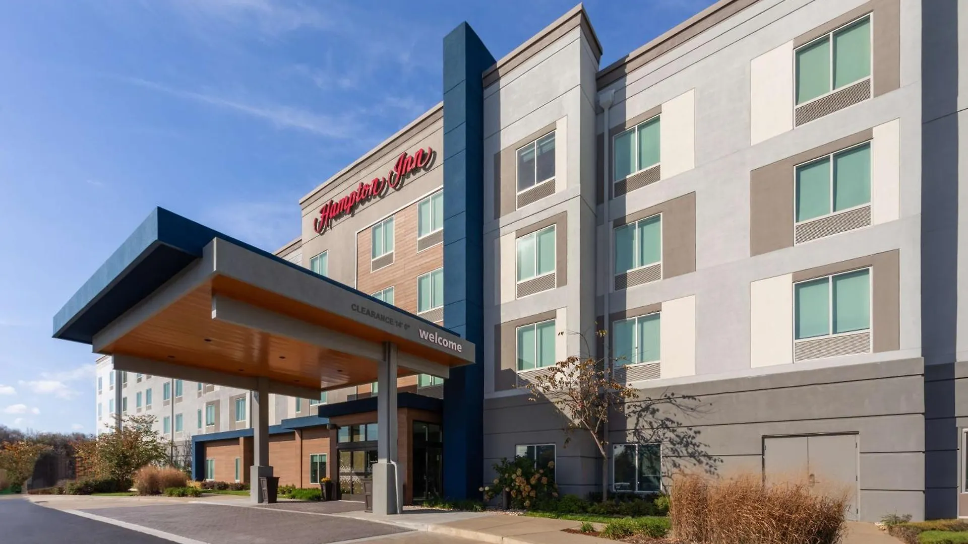 Hotel Hampton Inn By Hilton Nashville Airport Century Place
