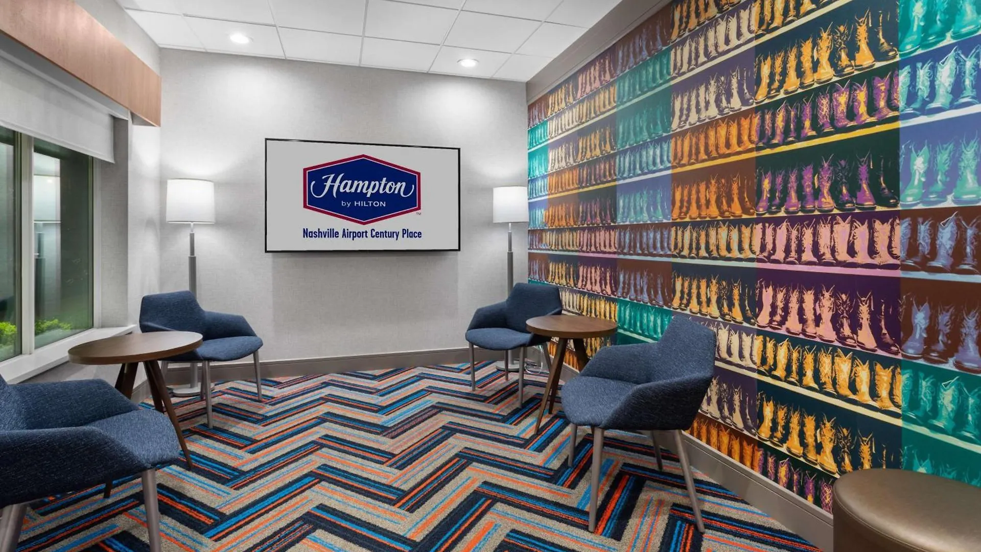 Hampton Inn By Hilton Nashville Airport Century Place
